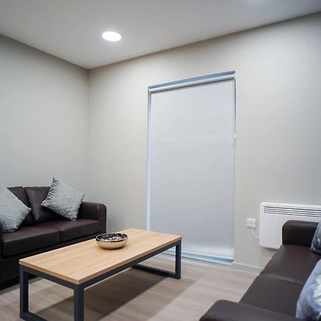 Bright Modern Studios And Private Bedrooms With Shared Kitchen At Straits Meadow Near Edinburgh City Centre Edimburgo Exterior foto