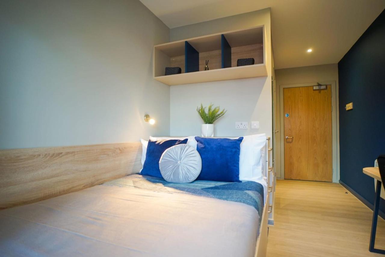 Bright Modern Studios And Private Bedrooms With Shared Kitchen At Straits Meadow Near Edinburgh City Centre Edimburgo Exterior foto