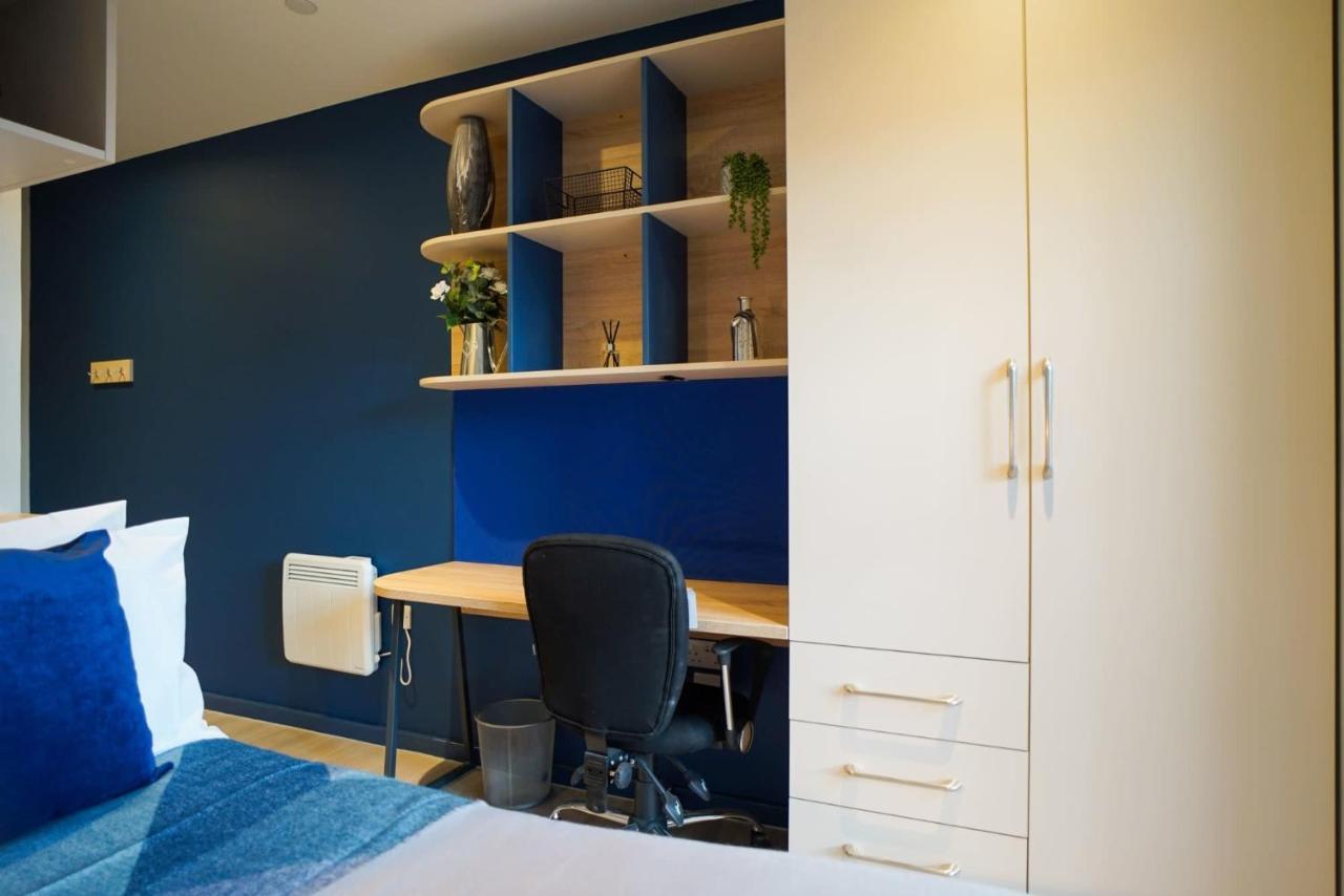 Bright Modern Studios And Private Bedrooms With Shared Kitchen At Straits Meadow Near Edinburgh City Centre Edimburgo Exterior foto