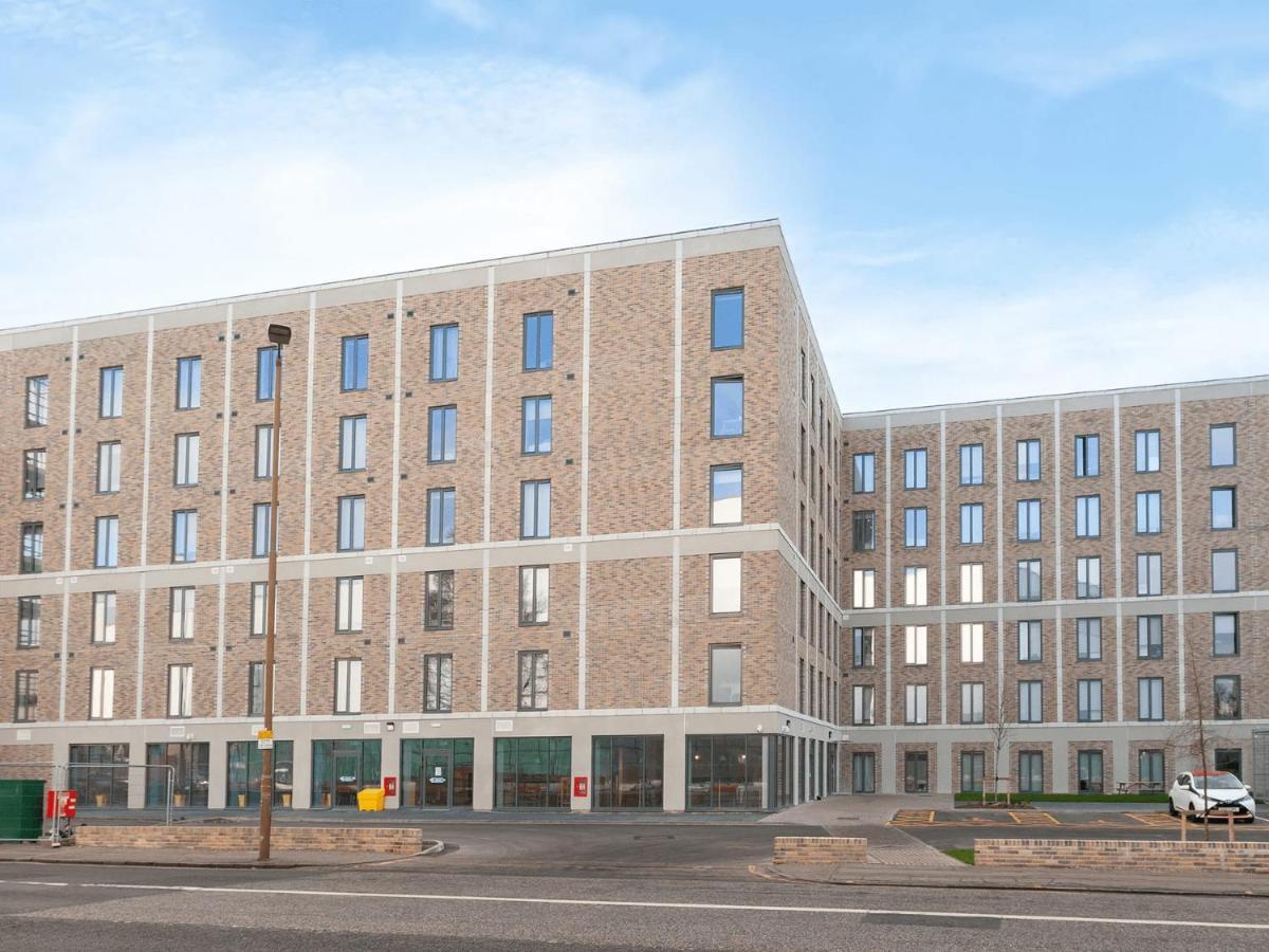 Bright Modern Studios And Private Bedrooms With Shared Kitchen At Straits Meadow Near Edinburgh City Centre Edimburgo Exterior foto